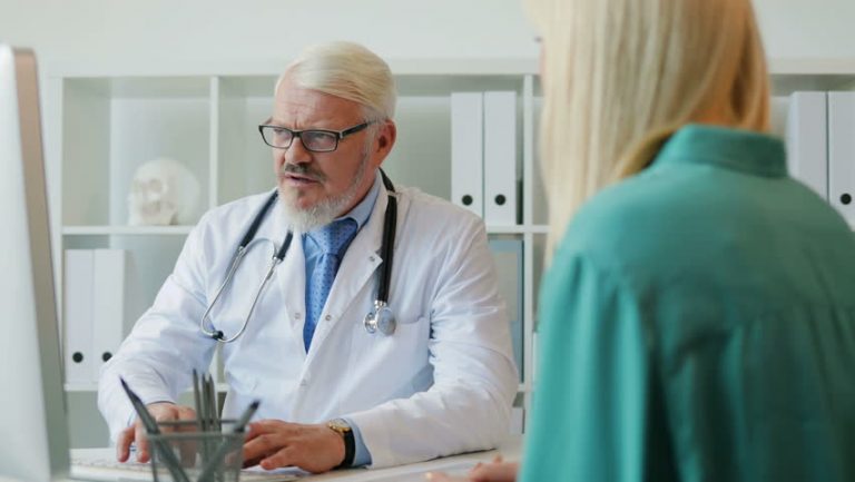 Психотерапевтические и аппаратные методы: воздействие на психику